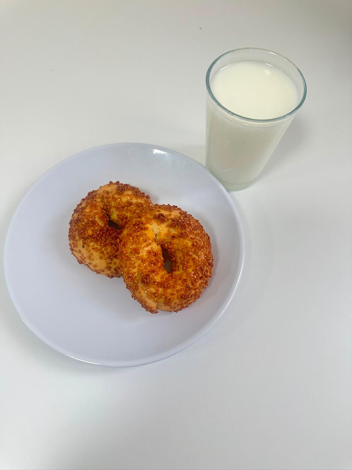 Kurabiye ve süt