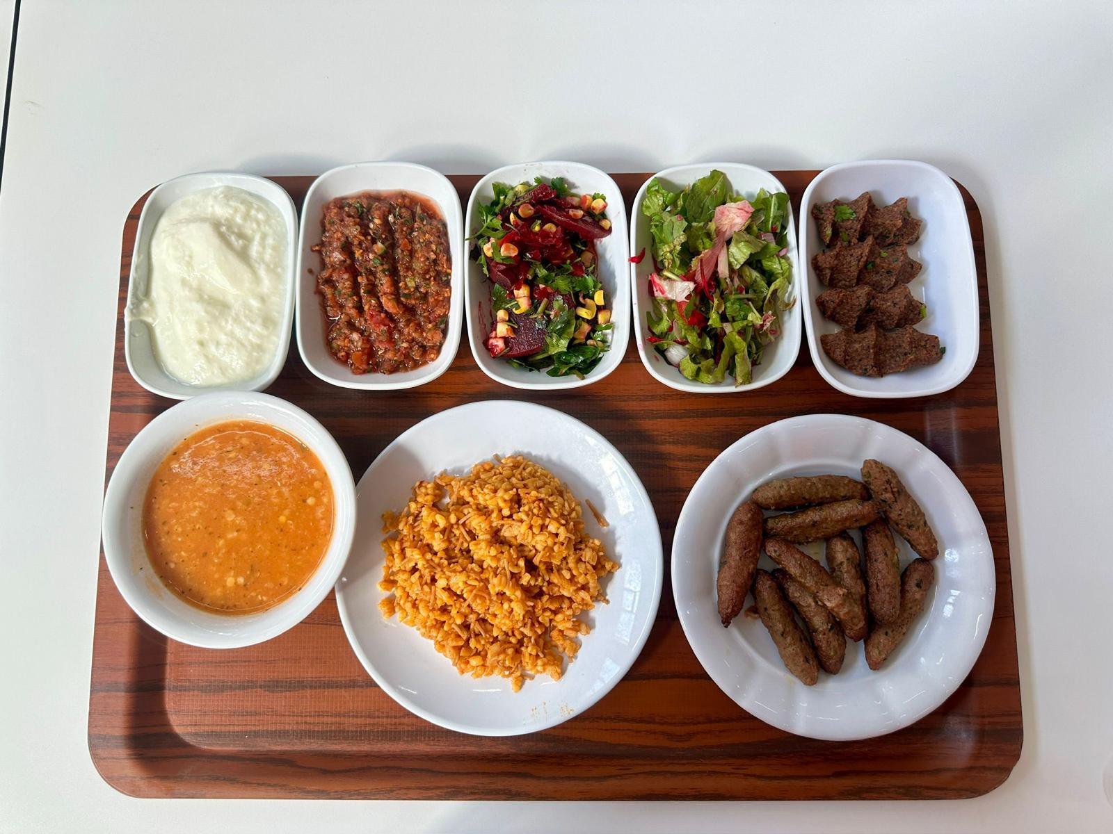 Öğle Yemeği